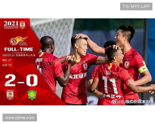 武汉足球队强势领跑联赛积分榜以61分稳居第一位置 武汉足球队强势领跑联赛积分榜以61分稳居第一位置