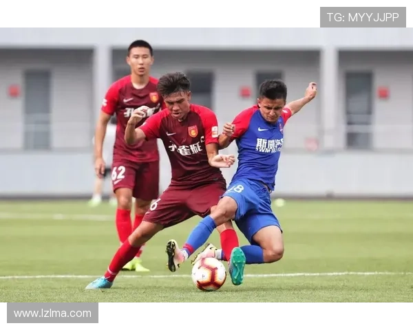 武汉网球队以70分领跑冠军赛积分榜展现强劲实力和团队合作精神 武汉网球队以70分领跑冠军赛积分榜展现强劲实力和团队合作精神