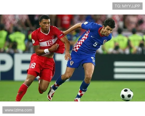 黄秀英专访：追忆足球生涯中的辉煌与挑战